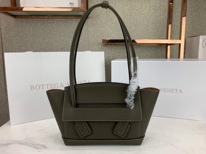 2019秋冬高品質ボッテガヴェネタ(Bottega Veneta)☆レディース ハンドバックコピー☆気持ちの良い触り心地♪相性抜群！