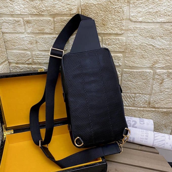 フェンディバッグコピー 定番人気2021新品 FENDI メンズ ボディバッグ - 画像 (5)