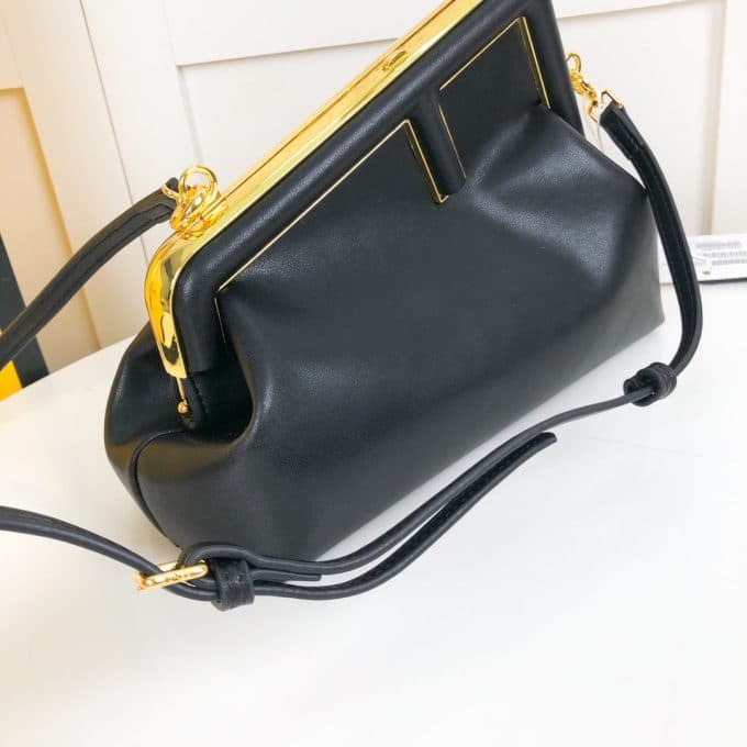 フェンディバッグコピー 定番人気2022新品 FENDI レディース ショルダーバッグ - 画像 (3)