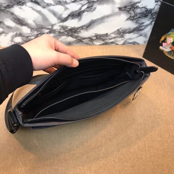 グッチバッグコピー 定番人気2021新品 GUCCI メンズ ショルダーバッグ - 画像 (9)