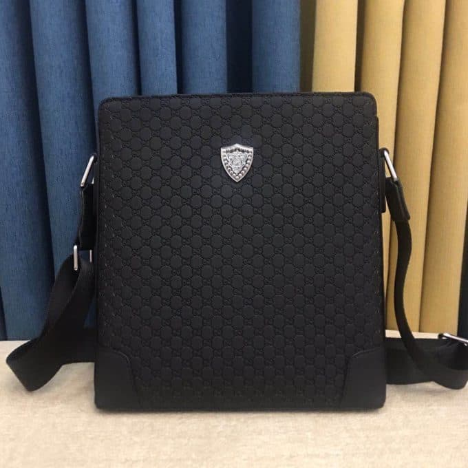 グッチバッグコピー 2021新品注目度NO.1 GUCCI メンズ ショルダーバッグ
