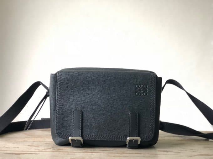 高品質 ロエベバッグコピー 大人気2021新品 Loeweメンズ ショルダーバッグ