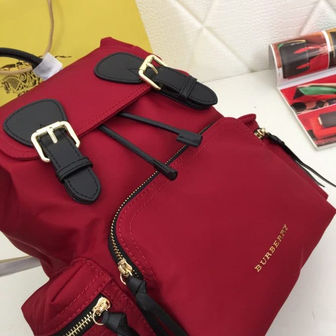 バーバリーバッグコピー 2021新品注目度NO.1 BURBERRY 男女兼用 バックパック - 画像 (4)