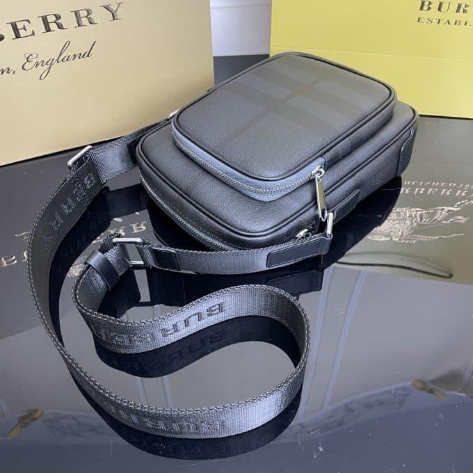 バーバリーバッグコピー 2021新品注目度NO.1 BURBERRY メンズ ショルダーバッグ - 画像 (7)