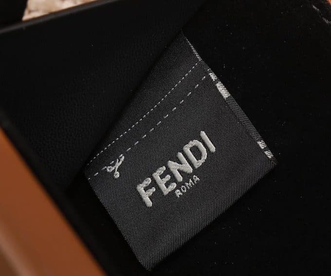 フェンディバッグコピー 定番人気2022新品 FENDI 男女兼用 携帯 電話 バッグ - 画像 (4)