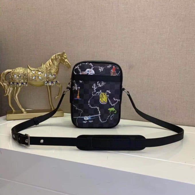 高品質ルイヴィトンバッグコピー 大人気2021新品 Louis Vuitton メンズ ショルダーバッグ
