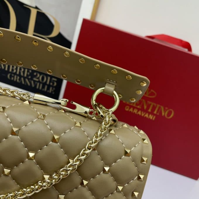 ヴァレンティノバッグコピー 2022新品注目度NO.1 Valentino レディース ショルダーバッグ - 画像 (6)