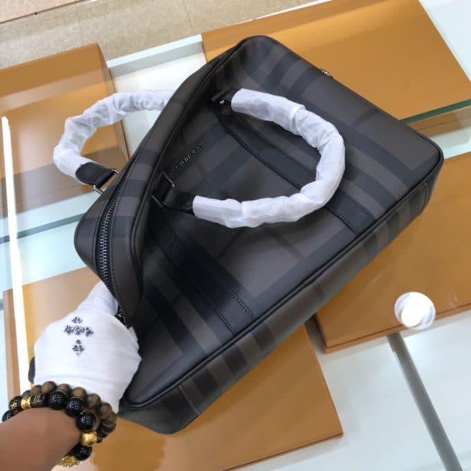 バーバリーバッグコピー 2021新品注目度NO.1 BURBERRY メンズ ブリーフケース - 画像 (7)