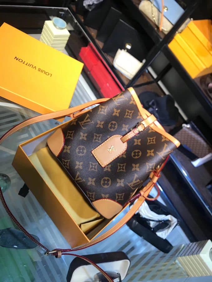 ルイヴィトンバッグコピー 大人気2020新品 Louis Vuitton レディース バケツバッグ