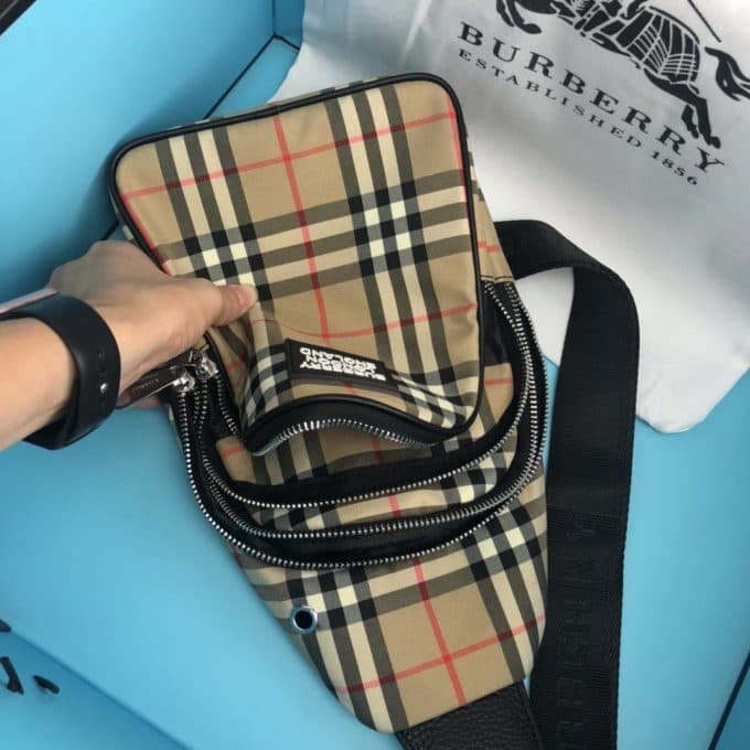 バーバリーバッグコピー 定番人気2021新品 BURBERRY メンズ ボディバッグ - 画像 (9)