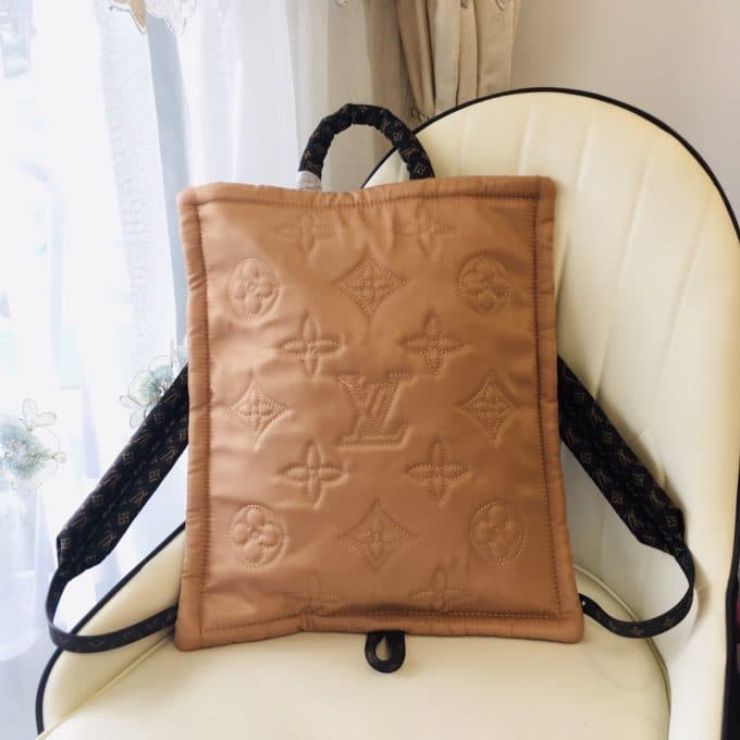 ルイヴィトンバッグコピー 大人気2022新品 Louis Vuitton 男女兼用 バックパック