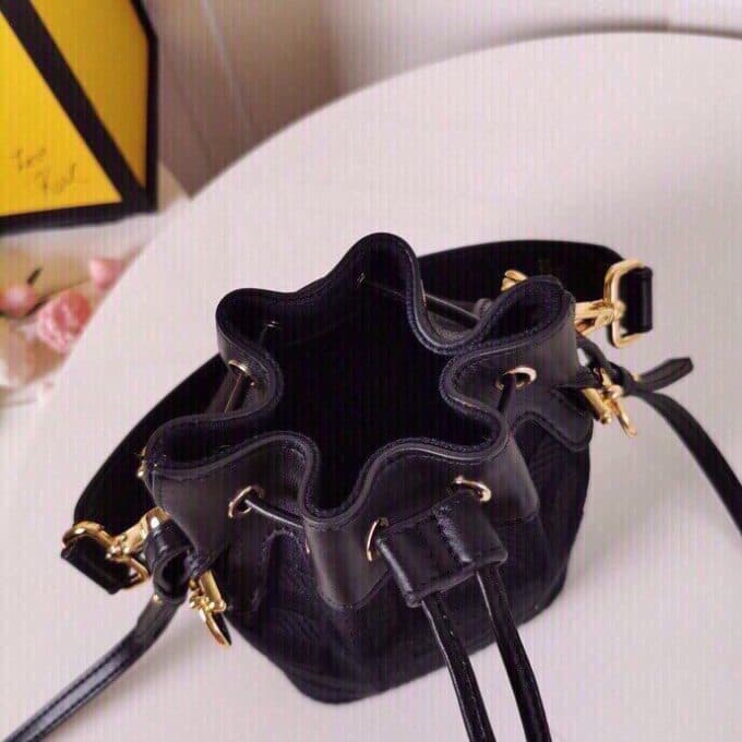 フェンディバッグコピー 定番人気2022新品 FENDI レディース バケツバッグ - 画像 (6)