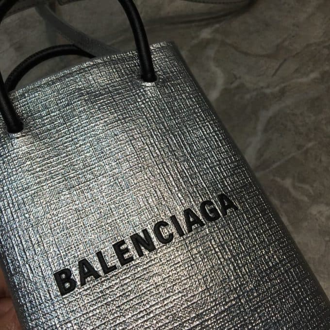 高品質 バレンシアガバッグコピー 定番人気2021新品 BALENCIAGA 男女兼用 ショルダーバッグ - 画像 (5)