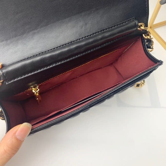 2019秋冬大人気ミュウミュウ(MIUMIU)☆ ショルダーバッグコピー☆絶品定番商品!今から活躍!絶賛発売中！♪♪ - 画像 (9)