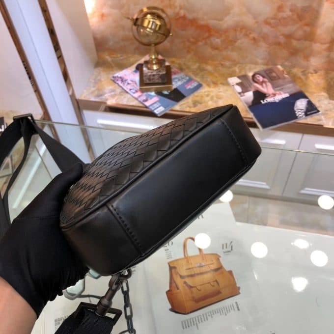 ボッテガヴェネタバッグコピー 2021新品注目度NO.1 Bottega Veneta メンズ ボディバッグ - 画像 (6)