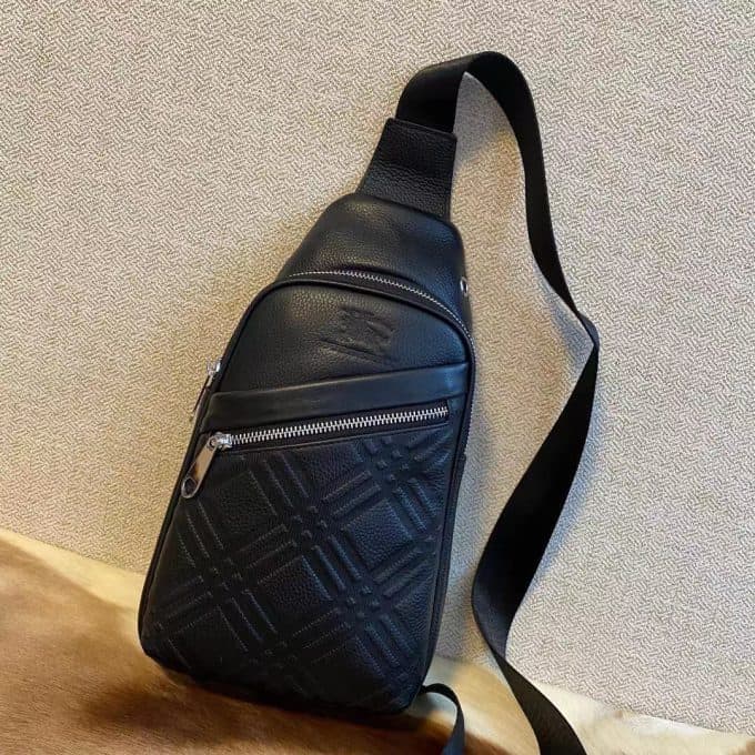 バーバリーバッグコピー 定番人気2021新品 BURBERRY メンズ ボディバッグ
