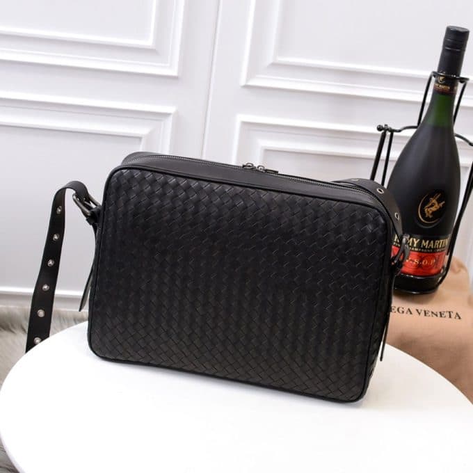ボッテガヴェネタバッグコピー 定番人気2021新品 Bottega Veneta メンズ ショルダーバッグ - 画像 (3)