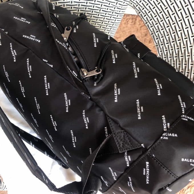 バレンシアガバッグコピー 大人気2021新品 BALENCIAGA 男女兼用 バックパック - 画像 (6)