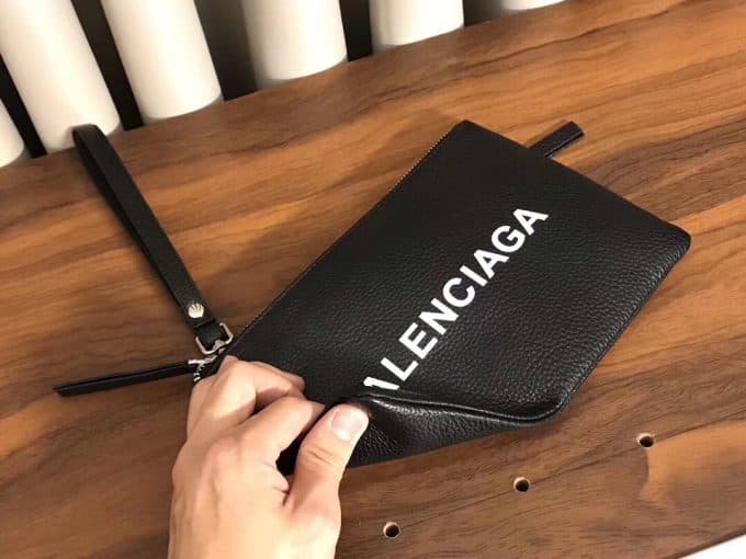 バレンシアガバッグコピー 大人気2021新品 BALENCIAGA メンズ セカンドバッグ - 画像 (5)