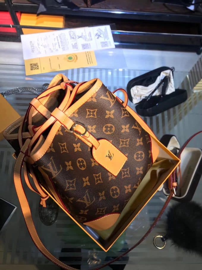 ルイヴィトンバッグコピー 大人気2020新品 Louis Vuitton レディース バケツバッグ - 画像 (3)