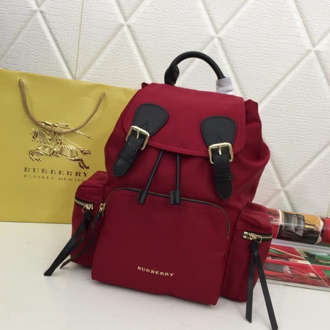 バーバリーバッグコピー 2021新品注目度NO.1 BURBERRY 男女兼用 バックパック