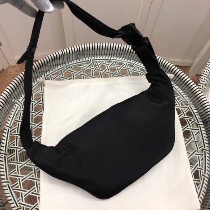 バレンシアガバッグコピー 2021新品注目度NO.1 BALENCIAGA 男女兼用 ウエストポーチ - 画像 (3)