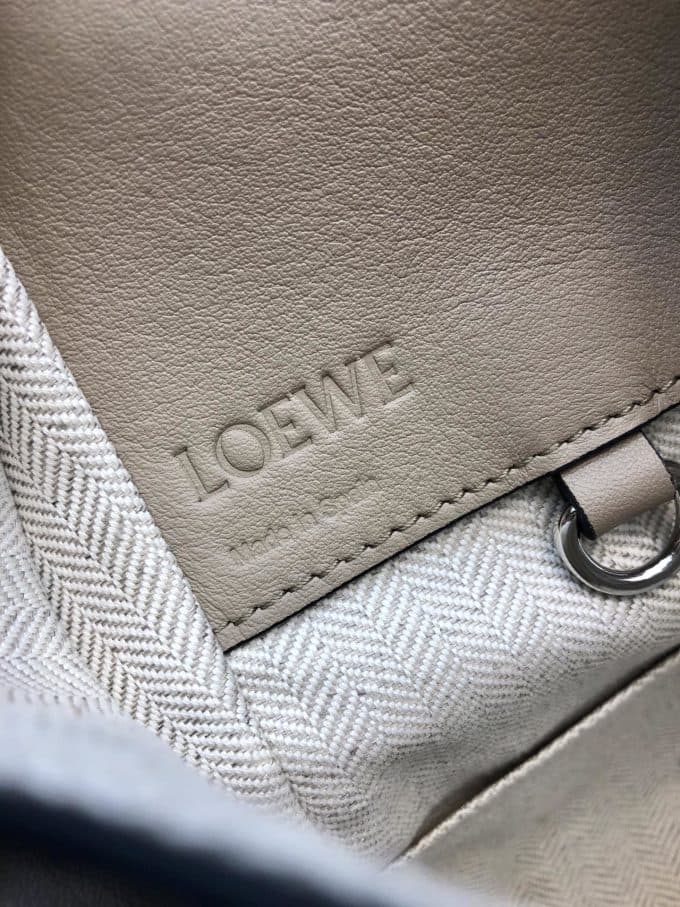 人気高級 ロエベバッグコピー 大人気2021新品 Loewe男女兼用 ハンドバッグ - 画像 (8)