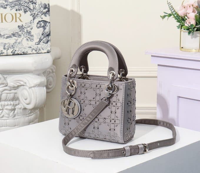 ディオールバッグコピー 2020新品注目度NO.1 Dior レディース ハンドバッグ