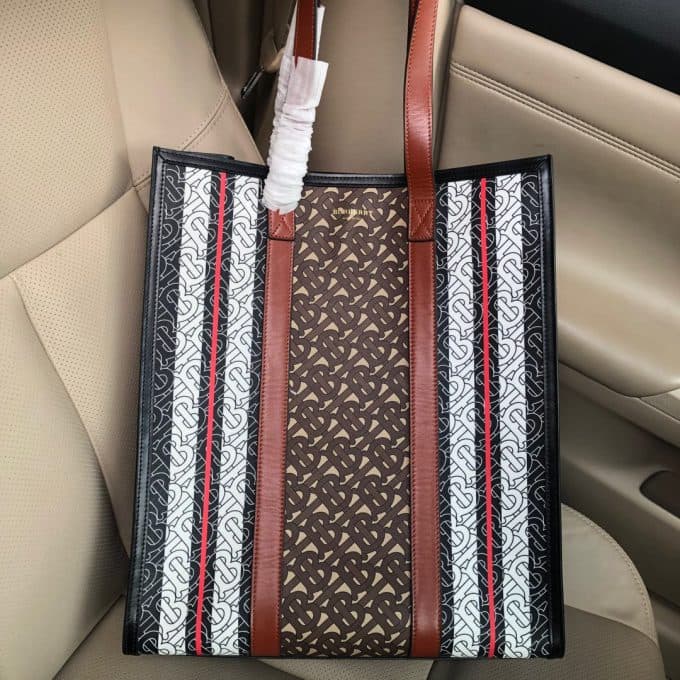 バーバリーバッグコピー 定番人気2021新品 BURBERRY メンズ トートバッグ