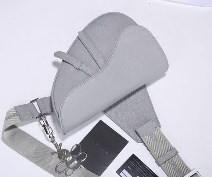 人気高級 ディオールバッグコピー 2021新品注目度NO.1 Dior メンズ ボディバッグ - 画像 (4)