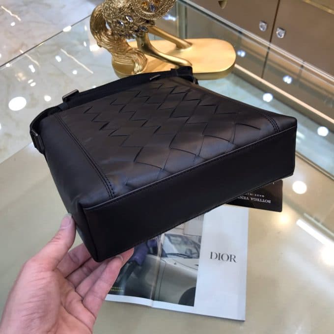 ボッテガヴェネタバッグコピー 2021新品注目度NO.1 Bottega Veneta メンズ ショルダーバッグ - 画像 (7)