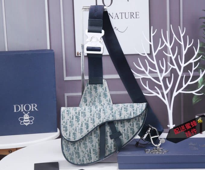 ディオールバッグコピー 2021新品注目度NO.1 Dior メンズ ボディバッグ
