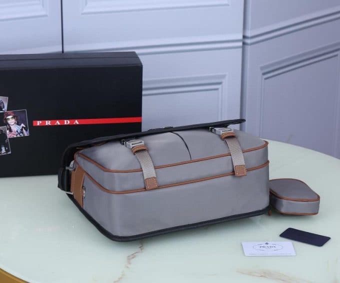 プラダバッグコピー 大人気2021新品 PRADA メンズ ショルダーバッグ - 画像 (4)