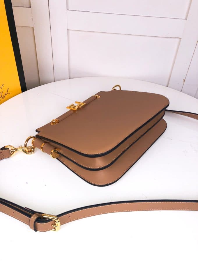フェンディバッグコピー 大人気2022新品 FENDI レディース ショルダーバッグ - 画像 (5)