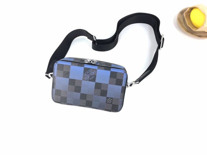 高品質ルイヴィトンバッグコピー 2021新品注目度NO.1 Louis Vuitton メンズ ショルダーバッグ