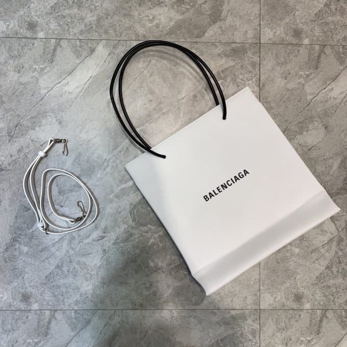 高品質 バレンシアガバッグコピー 定番人気2021新品 BALENCIAGA 男女兼用 トートバッグ