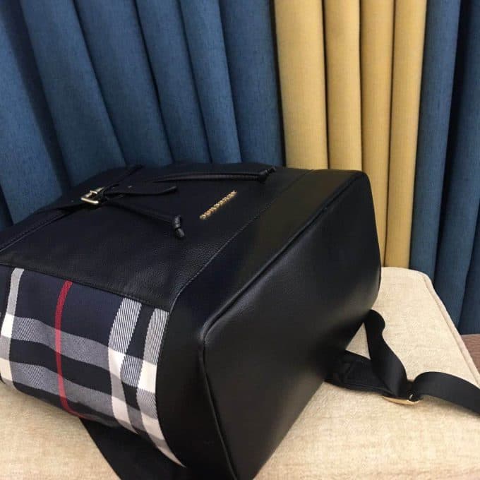 バーバリーバッグコピー 定番人気2021新品 BURBERRY 男女兼用 バックパック - 画像 (7)