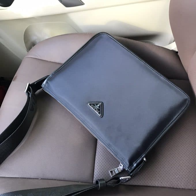 プラダバッグコピー 大人気2021新品 PRADA メンズ ショルダーバッグ - 画像 (4)