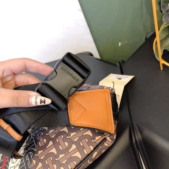 2019秋冬爆発人気商品バーバリー(BURBERRY)☆レディース ウエストポーチコピー☆雑誌で話題騒然！絶賛発売中！☆★ - 画像 (4)