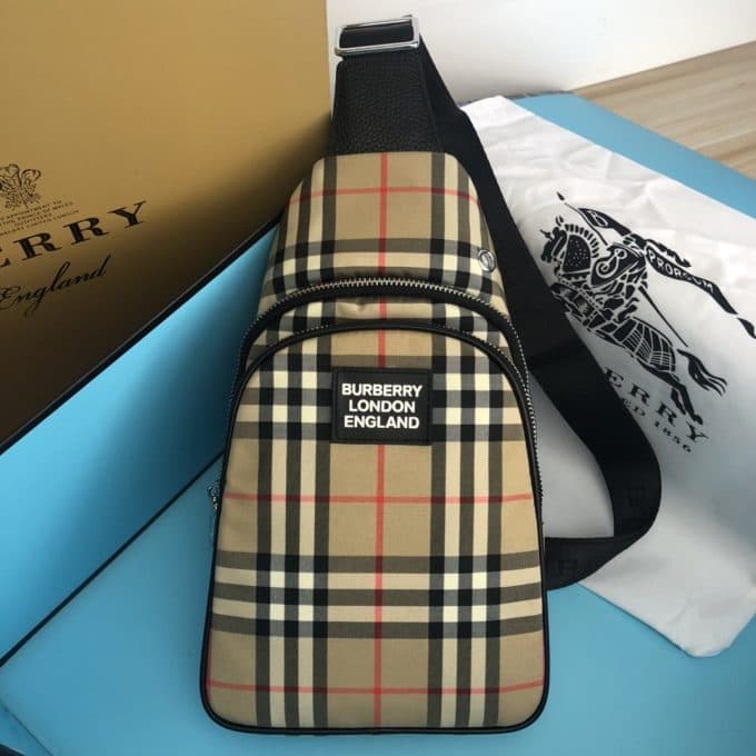 バーバリーバッグコピー 定番人気2021新品 BURBERRY メンズ ボディバッグ