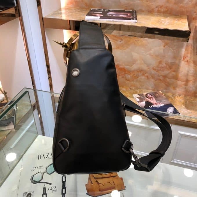ボッテガヴェネタバッグコピー 2021新品注目度NO.1 Bottega Veneta メンズ ボディバッグ - 画像 (2)