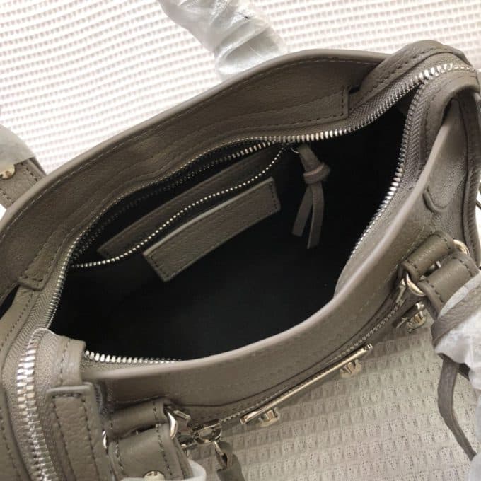 人気高級バレンシアガバッグコピー 大人気2022新品 BALENCIAGAレディース ハンドバッグ - 画像 (8)
