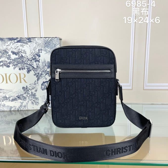 ディオールバッグコピー 定番人気2021新品 Dior メンズ ショルダーバッグ