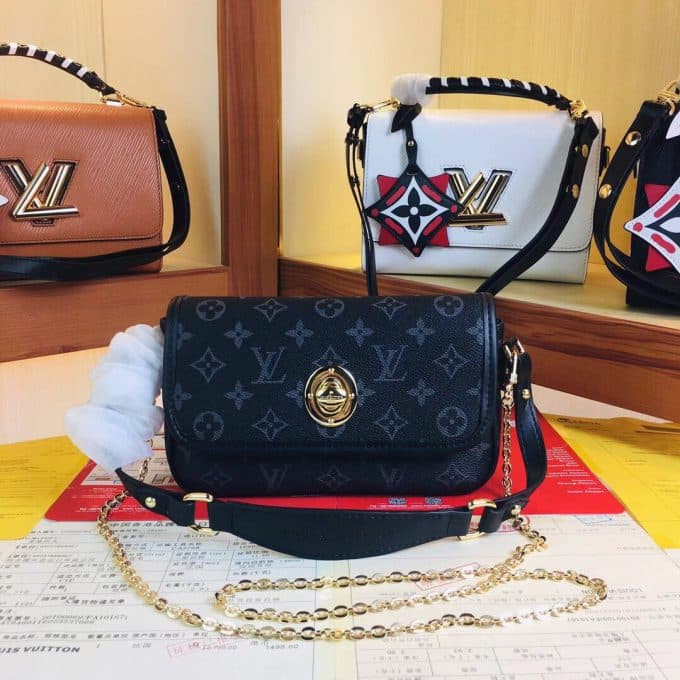 ルイヴィトンバッグコピー 定番人気2020新品 Louis Vuitton レディース ショルダーバッグ