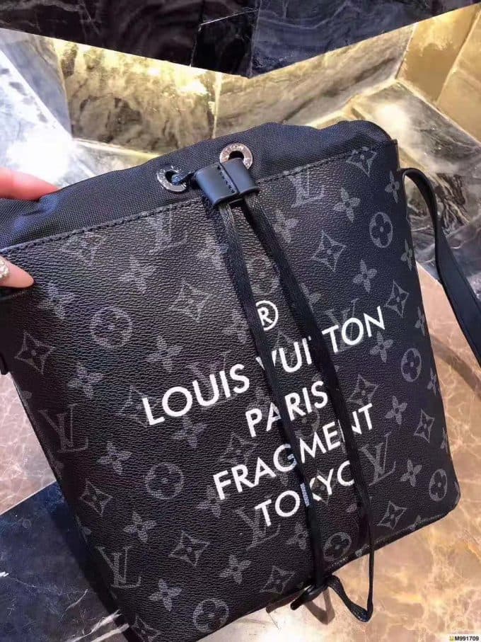 ルイヴィトンバッグコピー 定番人気2020新品 Louis Vuitton 男女兼用 ショルダーバッグ