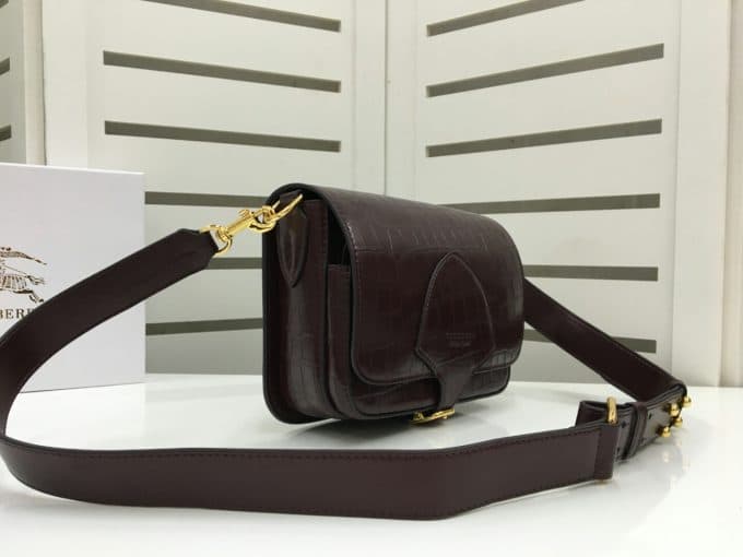2019人気新作バーバリー(BURBERRY)☆レディース ショルダーバッグコピー☆どんなアイテムとも相性がいい！絶賛発売中！！ - 画像 (2)