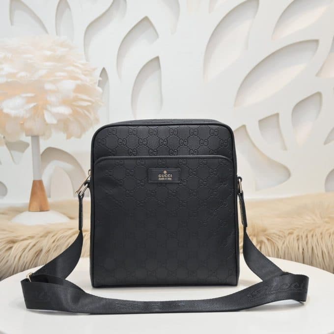 グッチバッグコピー 2021新品注目度NO.1 GUCCI メンズ ショルダーバッグ