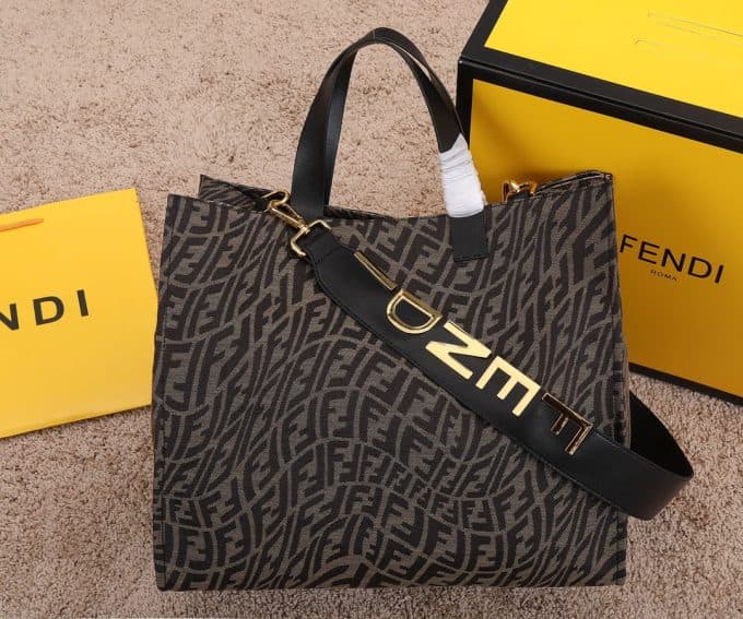 フェンディバッグコピー 定番人気2022新品 FENDI レディース トートバッグ