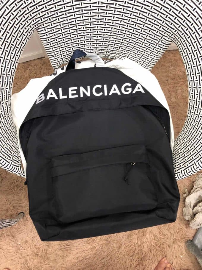 バレンシアガバッグコピー 2021新品注目度NO.1 BALENCIAGA 男女兼用 バックパック - 画像 (9)
