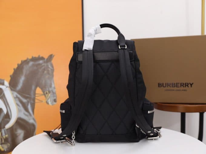バーバリーバッグコピー 2021新品注目度NO.1 BURBERRY 男女兼用 バックパック - 画像 (3)